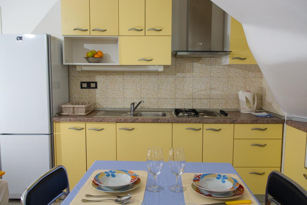 Apartments Jerkunica Rogoznica  Szoba fotó